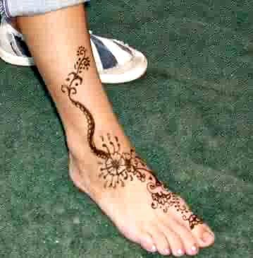 tattoos on foot designs. Henna Foot design Drawing