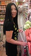 Paul SEQUENCE Ferguson sequence dot net - Lady shopping near the qingdao brewery... Paul SEQUENCE Ferguson sequence dot net - Lady shopping near the qingdao brewery...