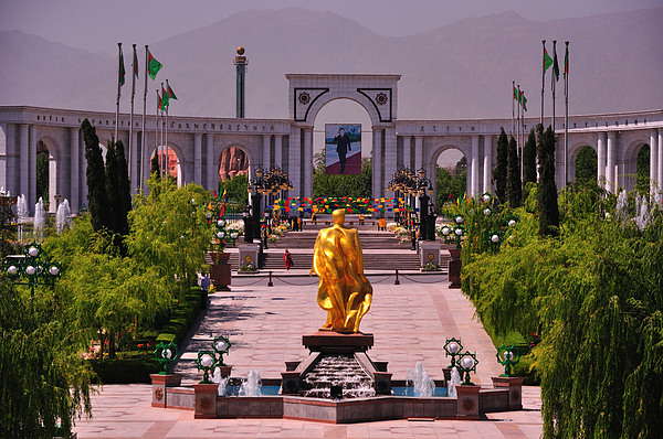 A golden statue in Ashgabat Photograph by Stéphane Gisiger / Viraj.ch