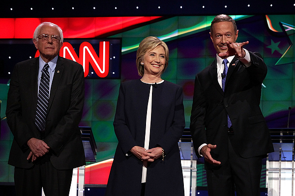 Democratic Presidential Candidates Hold First Debate In Las Vegas Photograph by Alex Wong