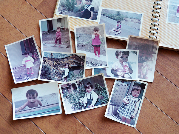 Old pictures, 70s child Photograph by SetsukoN