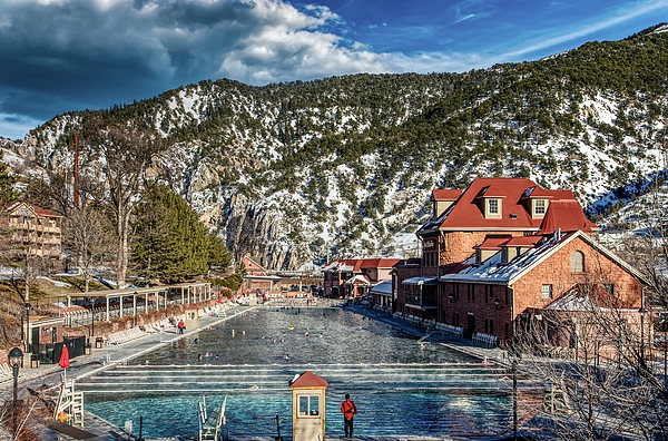 Mountain Photograph - Glenwood Hot Springs Pool by Mountain Dreams