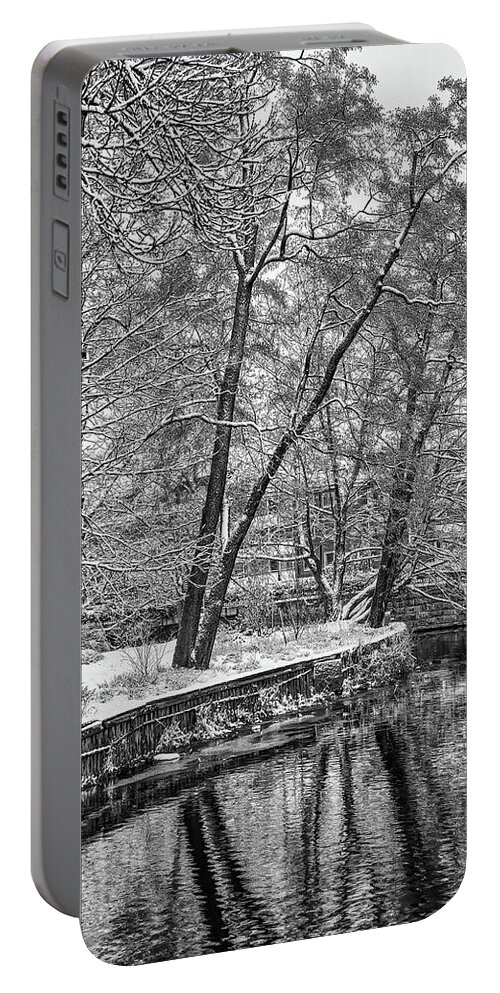 Winter Morning Bw Portable Battery Charger featuring the photograph winter morning BW #k6 by Leif Sohlman