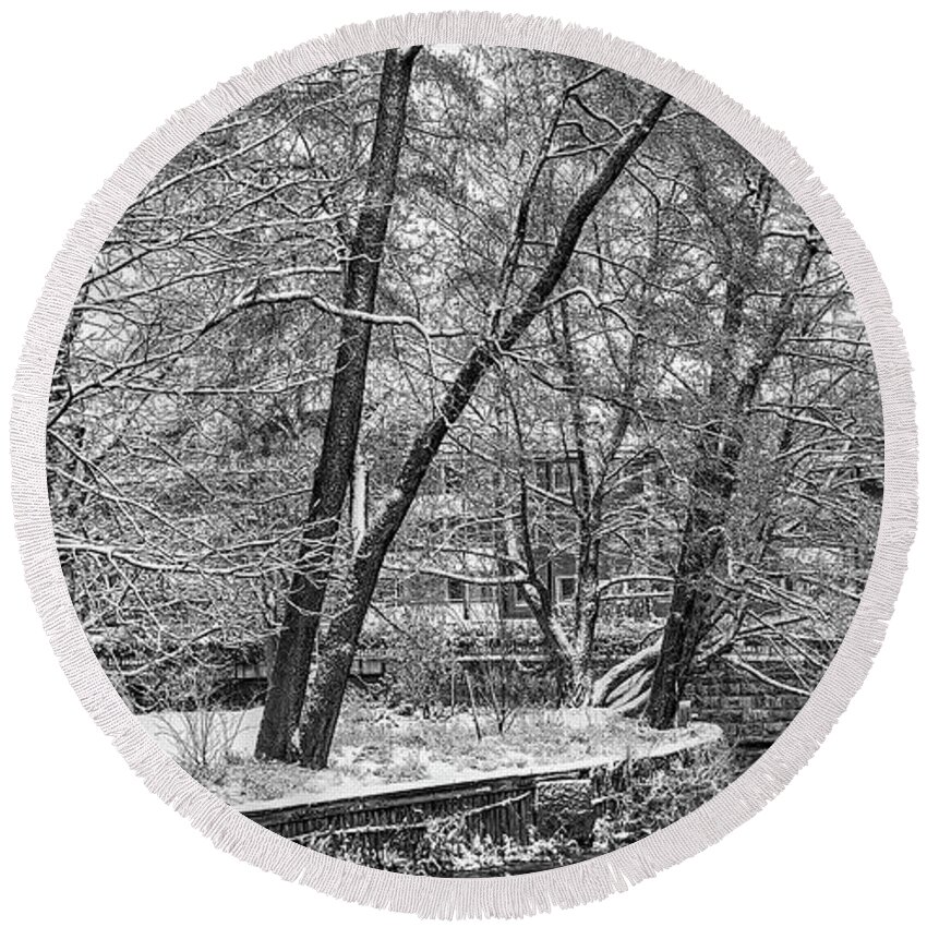 Winter Morning Bw Round Beach Towel featuring the photograph winter morning BW #k6 by Leif Sohlman