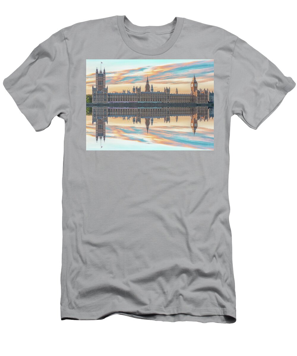 Architecture T-Shirt featuring the photograph The Houses of Parliament by Manjik Pictures