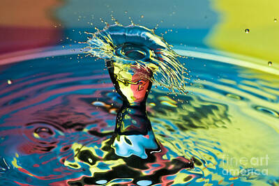 Angels And Cherubs - Water Splash Having a Bad Hair Day by Anthony Sacco