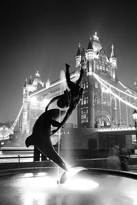 Modern Sophistication Beaches And Waves Royalty Free Images - Tower Bridge and statue Royalty-Free Image by Songquan Deng