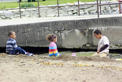 Discover Inventions - A view of three children enjoying the sand at Riverfront Green P by James Connor