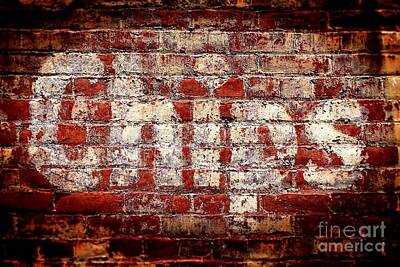 Fine Dining - Chips Brick Wall by Henrik Lehnerer