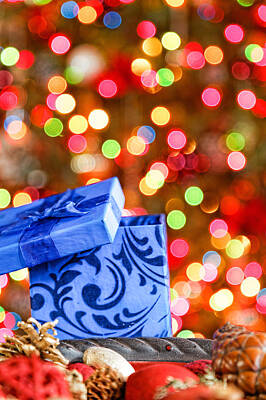 Disney - Christmas Box by Peter Lakomy
