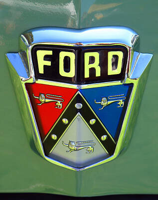 Colored Pencils - Favorite Ford by Linda Larson