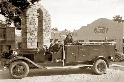 Painted Wine - Fire truck No. 3 in front of World War One Memorial on Ocean Ave. circa 1932 by Monterey County Historical Society