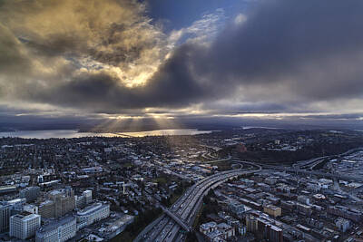 Target Threshold Photography - Golden Seattle Sunrays by Mike Reid