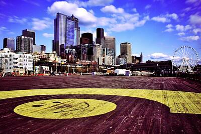 Outdoor Graphic Tees - Happy in Seattle by Benjamin Yeager