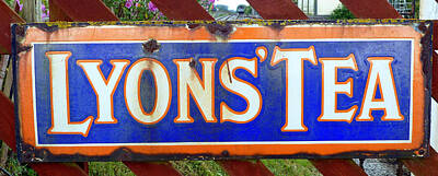 Design Turnpike Vintage Farmouse - Lyons Tea Railway Advertising Plaque by Gordon James