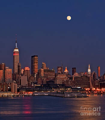 Skylines Photos - Moon Rise Over Manhattan by Susan Candelario