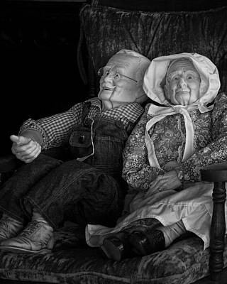 Randall Nyhof Royalty Free Images - Old Couple Mannequins in shop window display Royalty-Free Image by Randall Nyhof