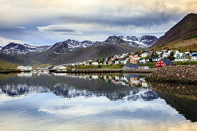 Firefighter Patents Royalty Free Images - Reflections of Iceland Royalty-Free Image by Alexey Stiop