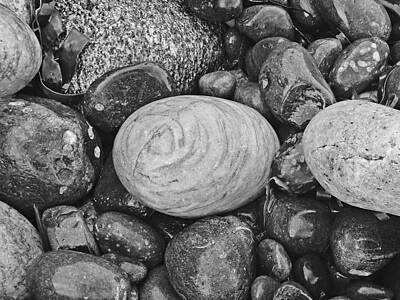 Cityscape Gregory Ballos Royalty Free Images - Seastones Royalty-Free Image by Tony Reddington