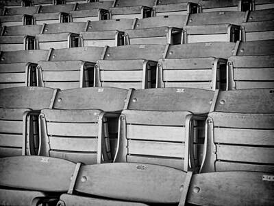 Man Cave - Lonely seats 5810BW by Rudy Umans