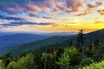 Southwest Landscape Paintings - Sunset from Clingmans dome by Anthony Heflin