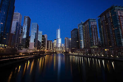 Mid Century Modern - Trump Tower and Chicago River at dawn by Sven Brogren