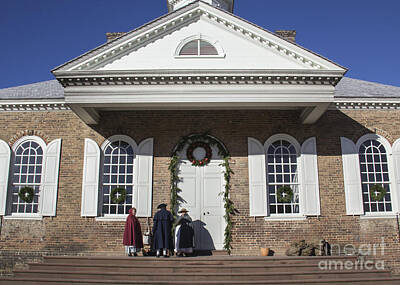 Actors Photos - Williamsburg Courthouse at Christmas by Teresa Mucha