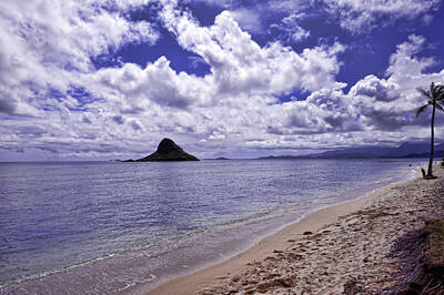 Negative Space Rights Managed Images - Chinaman s Hat from Kualoa Royalty-Free Image by Dan McManus