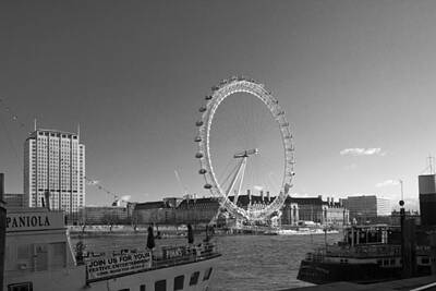London Skyline Royalty-Free and Rights-Managed Images - London Skyline EDF Eye bw by David French