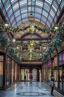 Jolly Old Saint Nick - Christmas Arcade by David Pringle