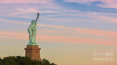 Juj Winn - Statue Liberty by Henk Meijer Photography
