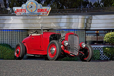 Stock Photography Royalty Free Images - 1932 Ford Berts Diner Roadster Royalty-Free Image by Dave Koontz