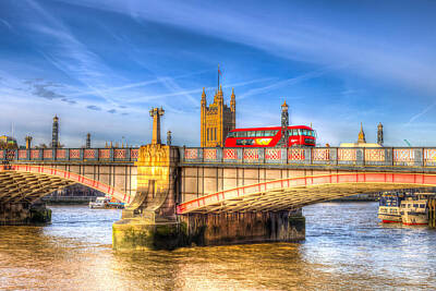 The Underwater Story - Lambeth Bridge London by David Pyatt