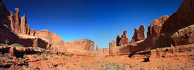 Olympic Sports - Park Avenue in Arches National  Park by Pierre Leclerc Photography