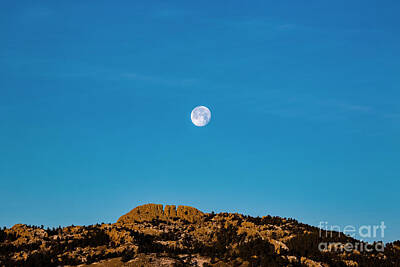 Vintage State Flags - 2018 Supermoon Over Horsetooth Rock by Jon Burch Photography