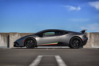 Sports Tees - #Lamborghini #Huracan #Performante #Print by ItzKirb Photography