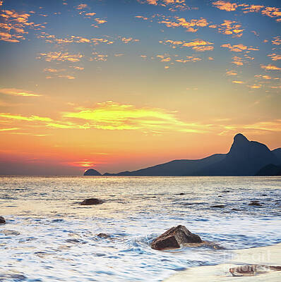 Beach Days - Sunrise by MotHaiBaPhoto Prints