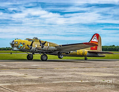 Vintage State Flags - B-17G Flying Fortress at NAS Wildwood by Nick Zelinsky Jr