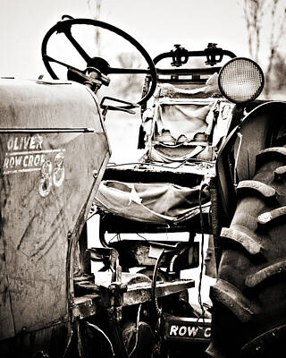 Landmarks Photos - Beautiful Oliver Row Crop old tractor by Marilyn Hunt