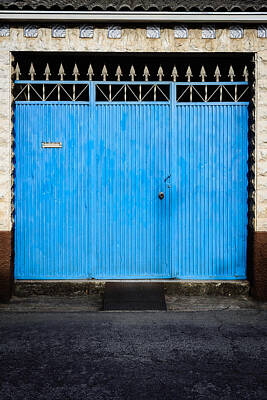Modern Man Air Travel - Blue Gate by Marco Oliveira