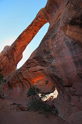 Studio Graphika Literature - Double 0 Arch in Arches National Park by Pierre Leclerc Photography