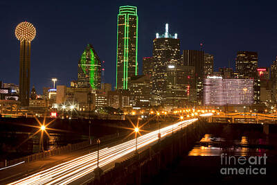Ps I Love You - Evening commute in downtown Dallas, Texas by Anthony Totah