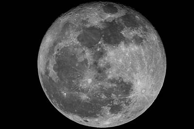 Aretha Franklin - Full moon telescopic view by Chris Giordano