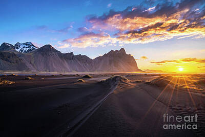 Modigliani - Iceland Sunrise Beach Sunrays by Mike Reid