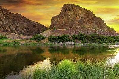 Featured Tapestry Designs - John Day River at Sunrise by David Gn