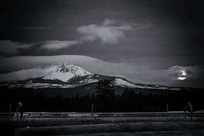Mountain Royalty-Free and Rights-Managed Images - Mt. Washington Moonset by Cat Connor