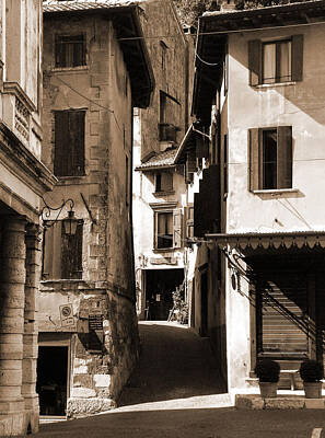 Donna Corless Royalty-Free and Rights-Managed Images - Narrow Streets of Asolo by Donna Corless