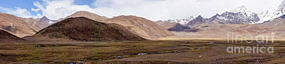 Abtracts Laura Leinsvencner - Panoramic of tibetan landscape by Ulysse Pixel
