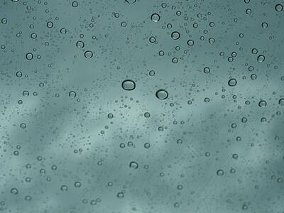 Stunning 1x - Pretty Raindrops by Jan Gelders