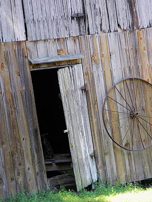Target Threshold Photography - The Barn Door by Warren Thompson